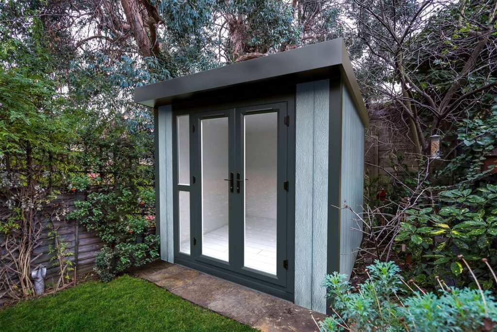 Hawthorn - Gallant Grey with French Doors